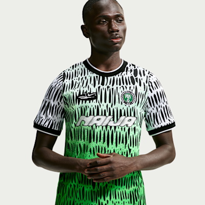 新品 Nike × Slawn スローン サッカー Tシャツ ナイジェリア L Nike x Nigeria x Slawn Men's Dri-FIT Academy Pro Short-Sleeve